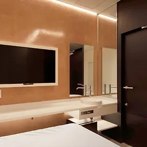 Min 大人専用 ホテル